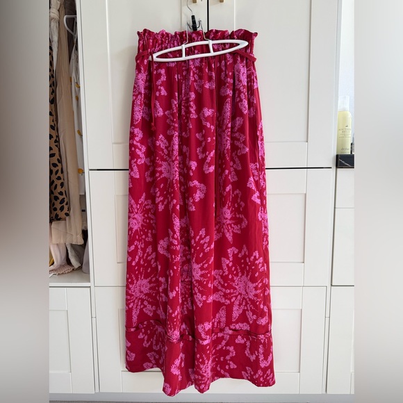 Free People Goddess sleep set. - Picture 2 of 3